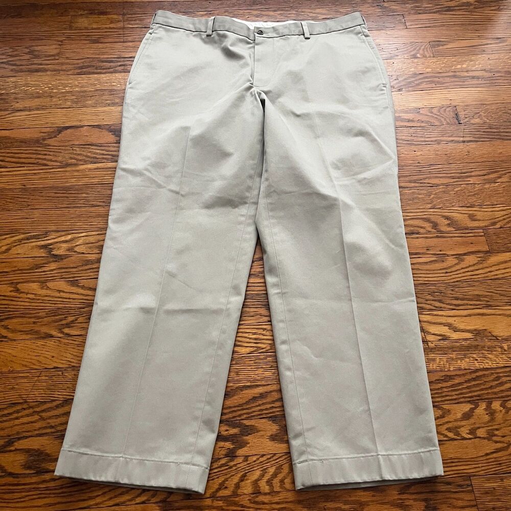 Brooks Brothers 346 Clark Advantage Chino Pants Mens W40 L30 Khaki Flat Front